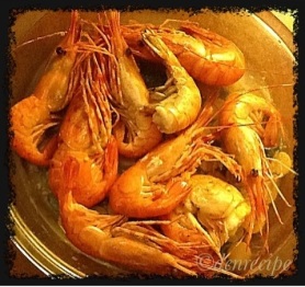 "food for thought", my food blog. This is a picture of "swimming shrimps", one of the favorites of my readers!